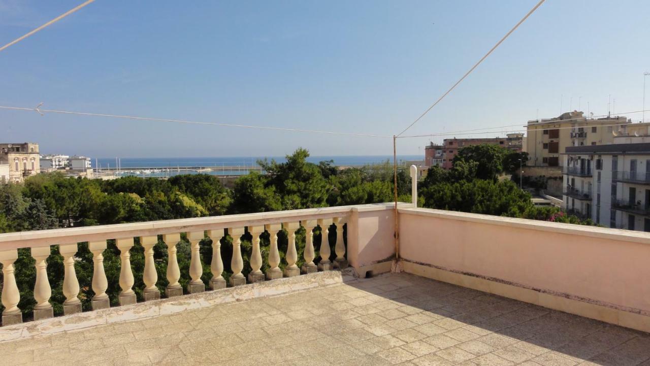 Casa Vacanze La Scalinata Bisceglie Exterior foto